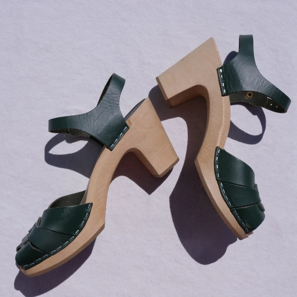 Modern‎ Swedish Hasbeens green leather peep toe high wooden platform sandals